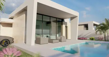Villa 3 bedrooms with bathroom, with private pool, with Energy certificate in Torrevieja, Spain