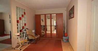 7 room house in Kerepes, Hungary