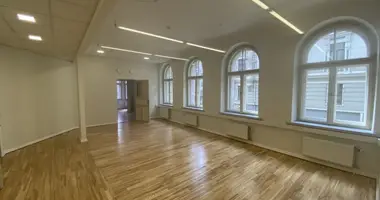 Nieruchomości komercyjne 221 m² w Ryga, Łotwa