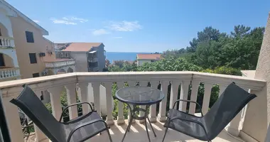 Wohnung 1 Schlafzimmer in Petrovac na Moru, Montenegro