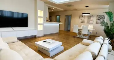 Apartamento 2 habitaciones en Becici, Montenegro