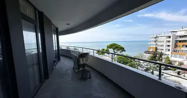 Mieszkanie 3 pokoi w Durres, Albania