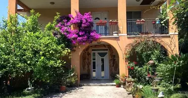 Casa 5 habitaciones en celuga, Montenegro