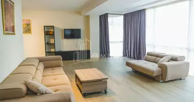 Villa 5 Zimmer mit Möbliert, mit Zentralheizung, mit Verfügbar in Georgien