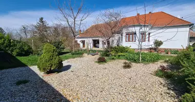 2 room house in Tompaladony, Hungary