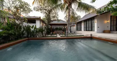 Villa 3 habitaciones con Terraza, con Jardín, con panoramic windows en Bangkiang Sidem, Indonesia