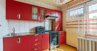 3 room apartment in Maryina Horka, Belarus