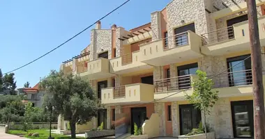 Maison de ville 2 chambres dans Moles Kalyves, Grèce