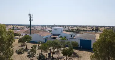 Villa 6 room villa with furniture, with garage, with parking in Beja, Portugal
