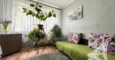 2 room apartment in Muchaviecki sielski Saviet, Belarus
