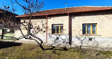 2 room house in Nagykoroes, Hungary
