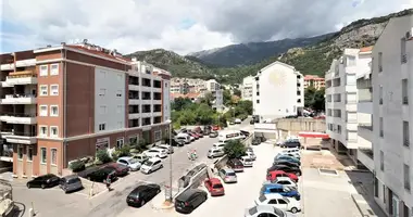 Apartamento 2 habitaciones en Budva, Montenegro