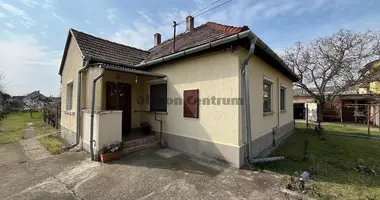 2 room house in Szigethalom, Hungary