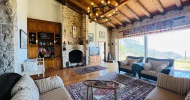 5 bedroom apartment in Kemer Mezarligi, Turkey