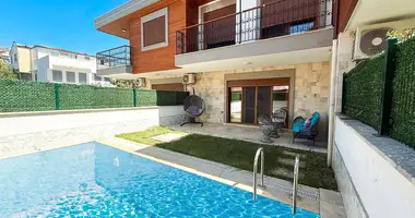 Haus 4 zimmer in Kuşadası, Türkei