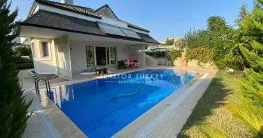 Haus 6 Schlafzimmer mit Klimaanlage, mit Schwimmbad, mit Garten in Kemer, Türkei