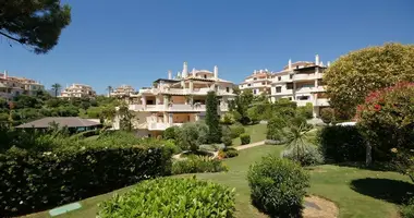 Wohnung 4 Schlafzimmer in Val de Guadalmina, Spanien