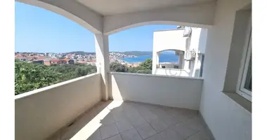 2 room apartment in Okrug Gornji, Croatia