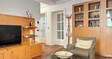 Apartamento 2 habitaciones en Tirana Municipality, Albania