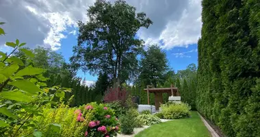 8 room house in Wołomin County, Poland