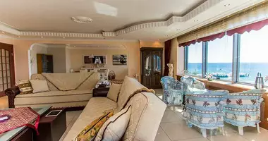 Duplex 8 rooms with sea view, with mountain view, with Генератор электричества in Alanya, Turkey