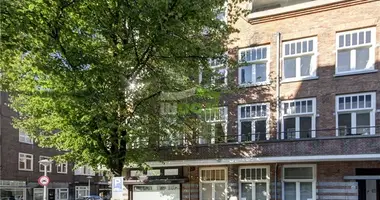 Mieszkanie 5 pokojów w Amsterdam, Holandia