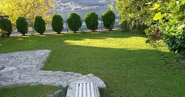 4 bedroom house in Dobrota, Montenegro