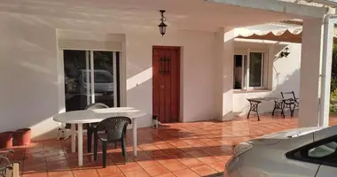 Villa 2 bedrooms in Benahavis, Spain