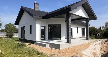 Haus in Kaviardziaki, Belarus