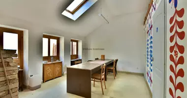3 room house in Gyoengyoes, Hungary