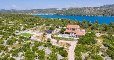 Villa 4 chambres dans Sibenik, Croatie