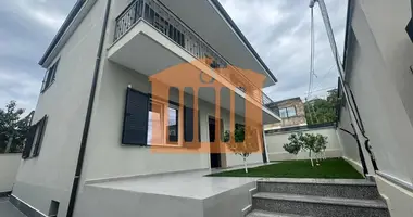 Villa 6 habitaciones en Bashkia Durres, Albania