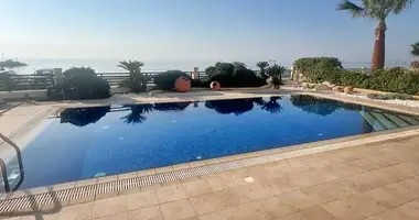 4 bedroom house in Pyla, Cyprus