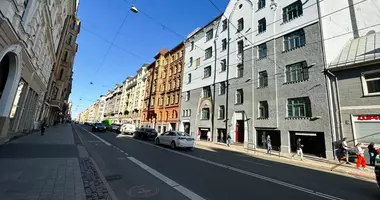 Tienda 114 m² en Riga, Letonia