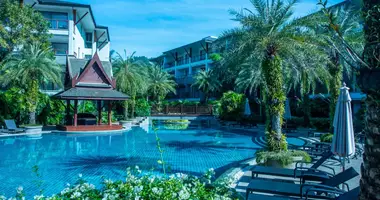 Condo 3 bedrooms with Swimming pool, with private pool, with Jacuzzi in Phuket, Thailand