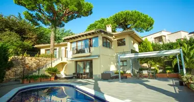 Villa in Lloret de Mar, Spanien