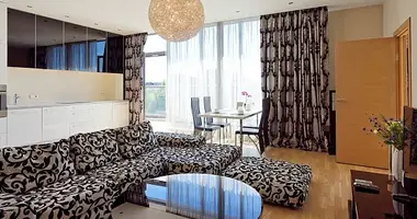 Wohnung 3 Schlafzimmer in Riga, Lettland