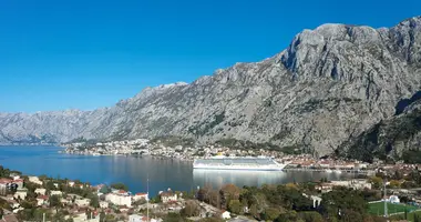 Mieszkanie 3 pokoi w Kotor, Czarnogóra