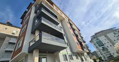 Mieszkanie 2 pokoi z parking, z winda w Gazipasa, Turcja