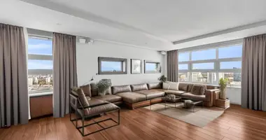 4 room apartment in Warsaw, Poland
