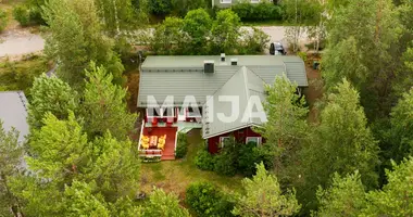 Casa 6 habitaciones en Ahola, Finlandia