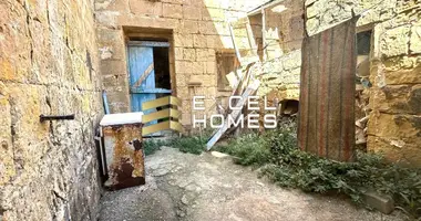 2 bedroom house in Qrendi, Malta