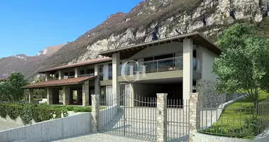Villa 12 habitaciones con Veranda en Tremezzina, Italia