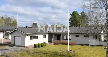 Haus 5 zimmer in Nurmijarvi, Finnland