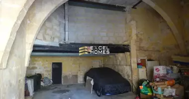 Квартира 3 спальни в Корми, Мальта