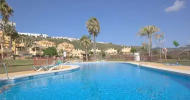 2 bedroom apartment in Manilva, Spain