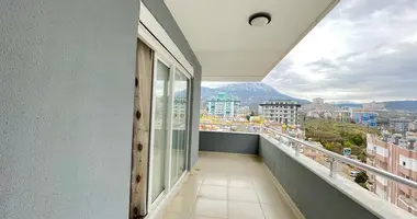 Bliźniak 4 pokoi z winda, z widok na morze, z basen w Alanya, Turcja