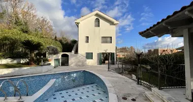 Villa 4 chambres dans Herceg Novi, Monténégro