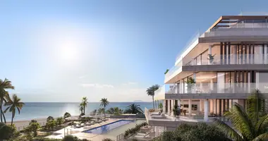 3 bedroom apartment in Estepona, Spain