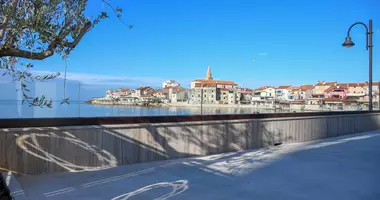 Вилла   с парковкой, с видом на море, с террасой в Monterol, Хорватия
